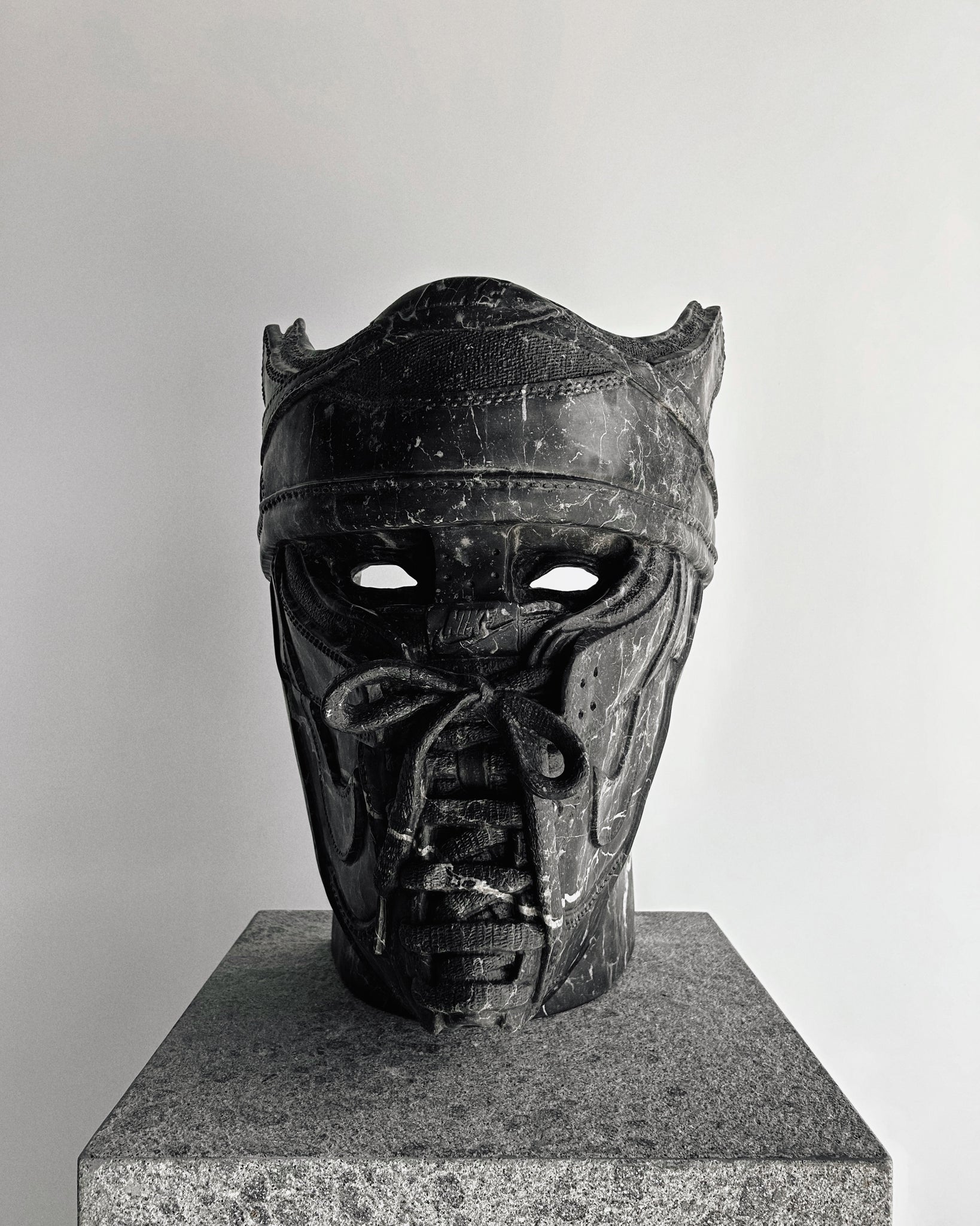 The First - Black Marquina